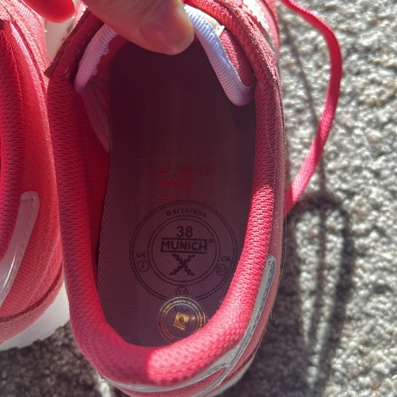 Brand new Barbie pink Barcelona Munich C platform sneakers 38 ADORABLE - Picture 8 of 9